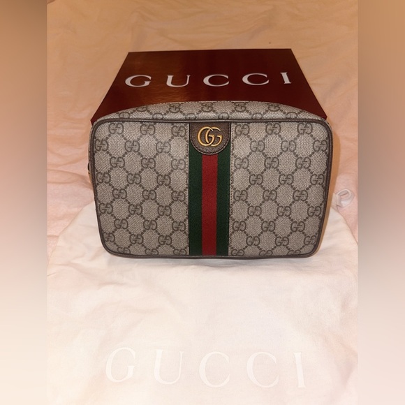 Gucci Other - Gucci Savoy small toiletry case bag